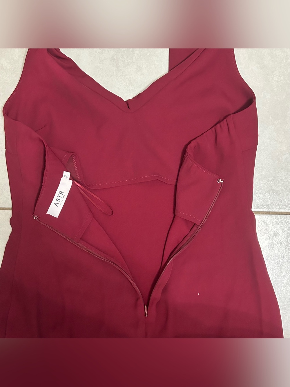 ASTR the Label Alanna Dress in wine - Picture 8 of 11